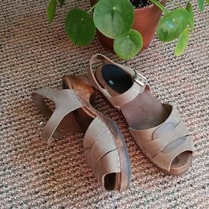 Lotta From Stockholm Peep Toe Clogs